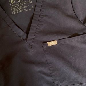 Figs Zamora petite XS pants and Catalina XS top, NAVY